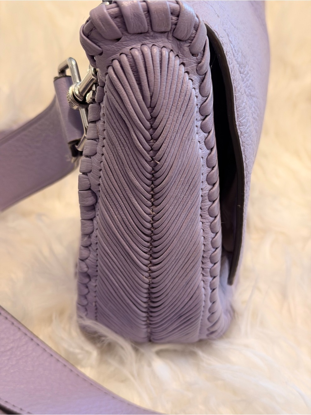 Aimee Kestenberg Leather Lavender Crossbody Shoulder Bag - Picture 5 of 7